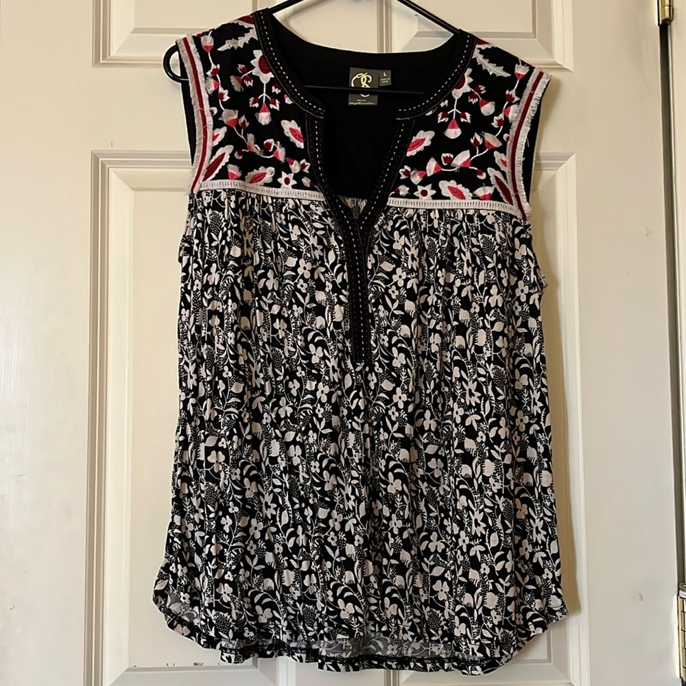 Anthropologie One September Black Fringe Embroidered Top Size L